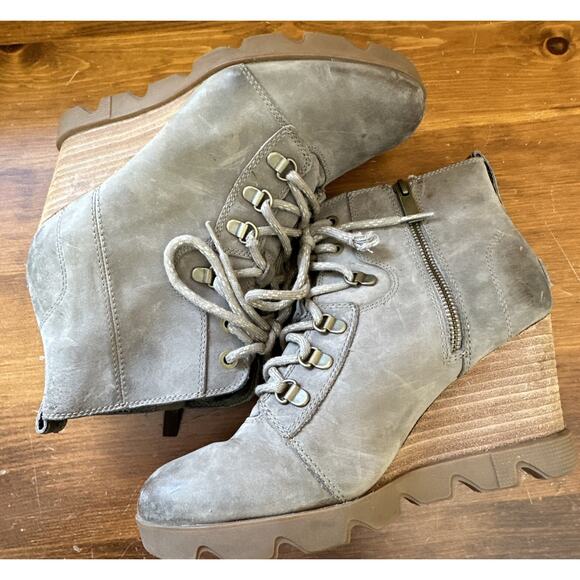 Sorel Joan Uptown 9.5 Waterproof Wedge Bootie Shoe Distressed Khaki Chic City - Picture 4 of 9